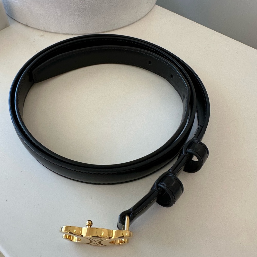 CELINE SMALL TRIOMPHE BELT IN TAURILLON LEATHER - Picture 7 of 13